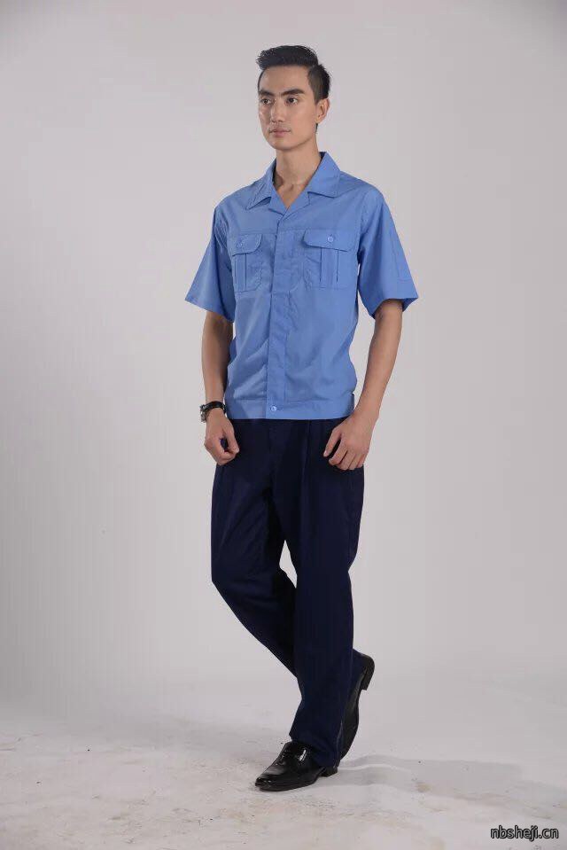 工作服