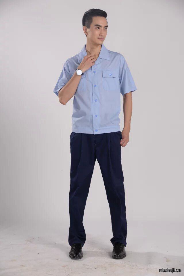 工作服